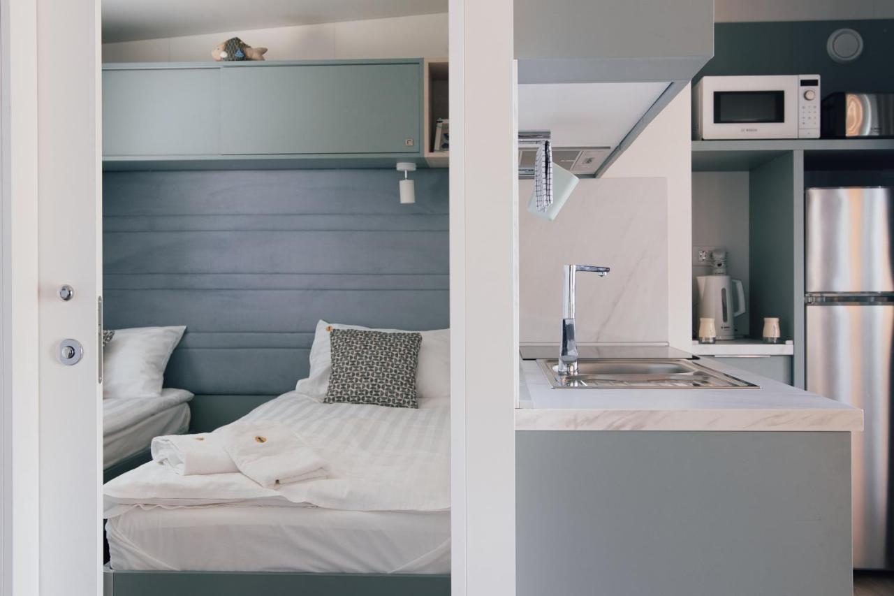 Mobile Homes Selce - Lighthouse Buitenkant foto