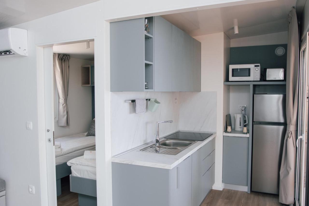 Mobile Homes Selce - Lighthouse Buitenkant foto